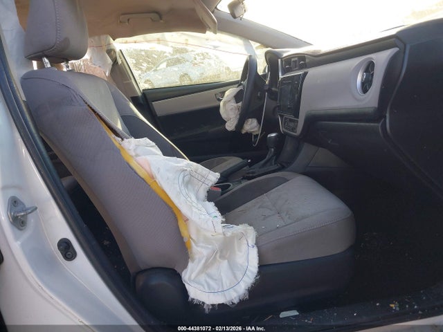 2017 TOYOTA COROLLA 2T1BURHE3HC811875 Photo 4