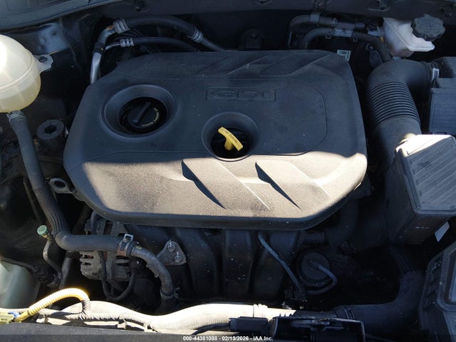 KM8J33A46HU265715 Hyundai TUCSON SE
