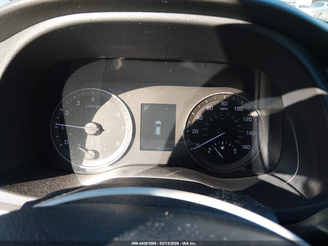 KM8J33A46HU265715 Hyundai TUCSON SE