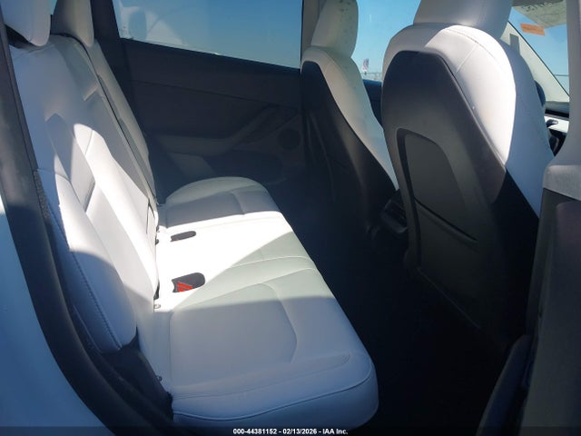 2024 TESLA MODEL Y 7SAYGDED3RF093468 Photo 7