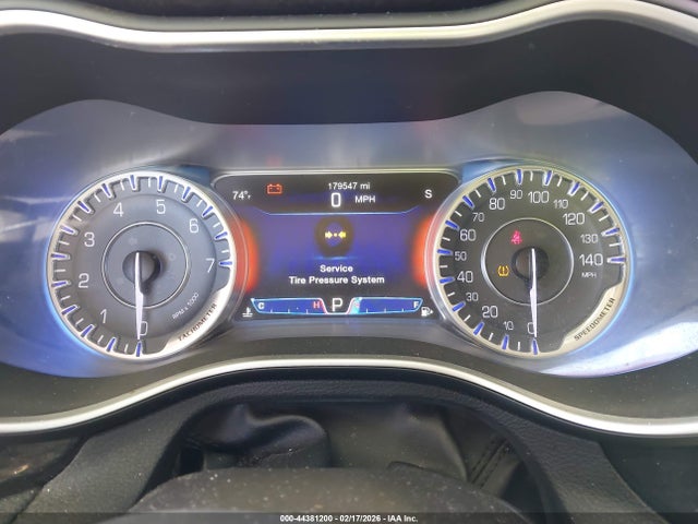 Продаж на аукціоні авто 2015 Chrysler 200 C, vin: 1C3CCCCB9FN545603, номер лоту: 44381200