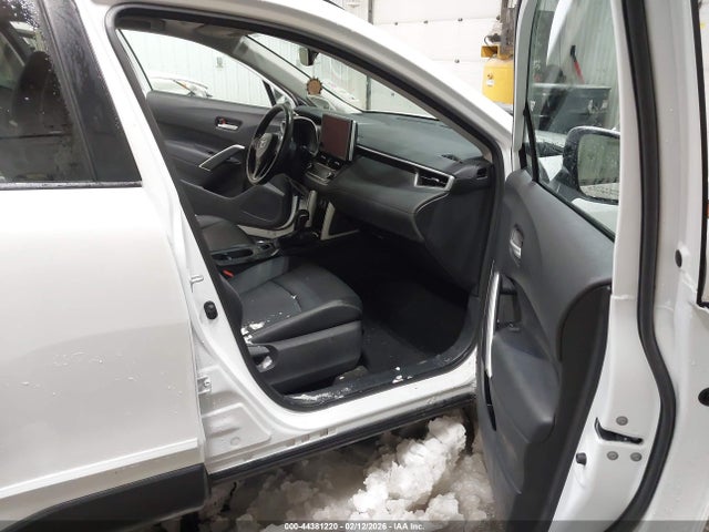 Toyota Corolla Cross Xle 2023 7MUDAABGXPV073534 Image 5