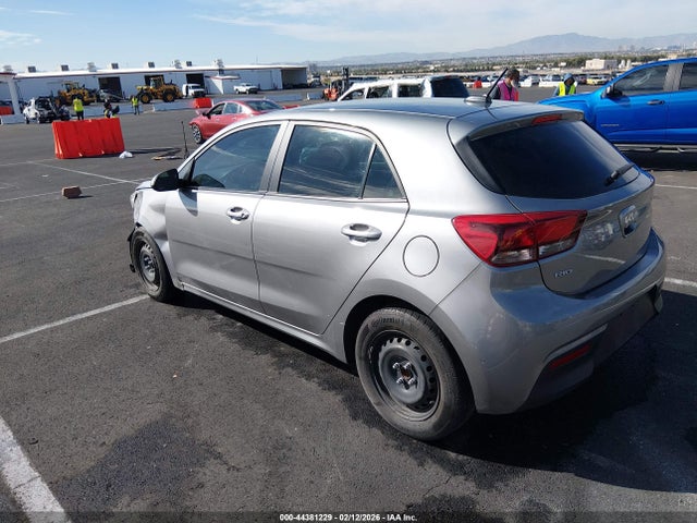 3KPA25ADXNE436026 KIA Rio 5-door S