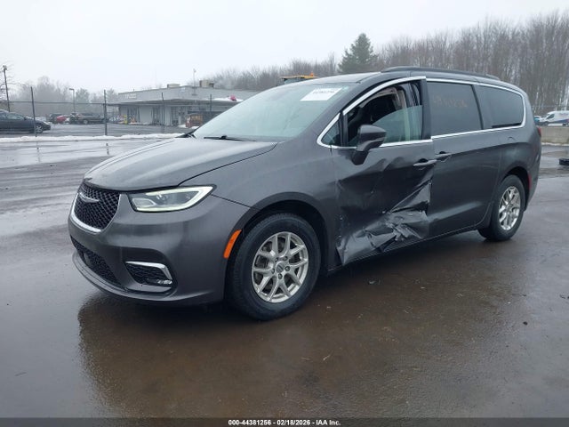 Продажа на аукционе авто 2022 Chrysler Pacifica Touring L, vin: 2C4RC1BG8NR111245, номер лота: 44381256