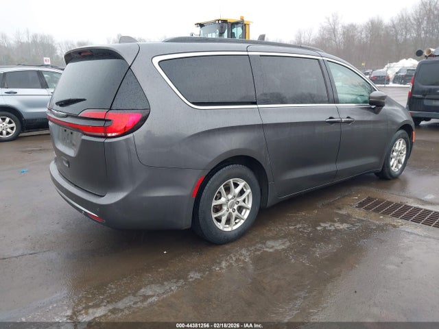 Продажа на аукционе авто 2022 Chrysler Pacifica Touring L, vin: 2C4RC1BG8NR111245, номер лота: 44381256