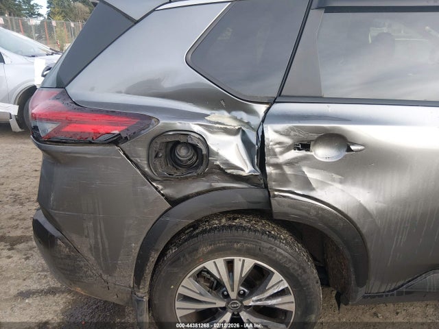 JN8BT3BB8PW495012 Nissan Rogue Sv Intelligent Awd
