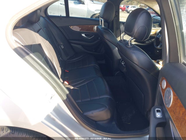 44381272 :رقم المزاد ، 55SWF4KB2FU005434 vin ، 2015 Mercedes-benz C-class C 300 مزاد بيع