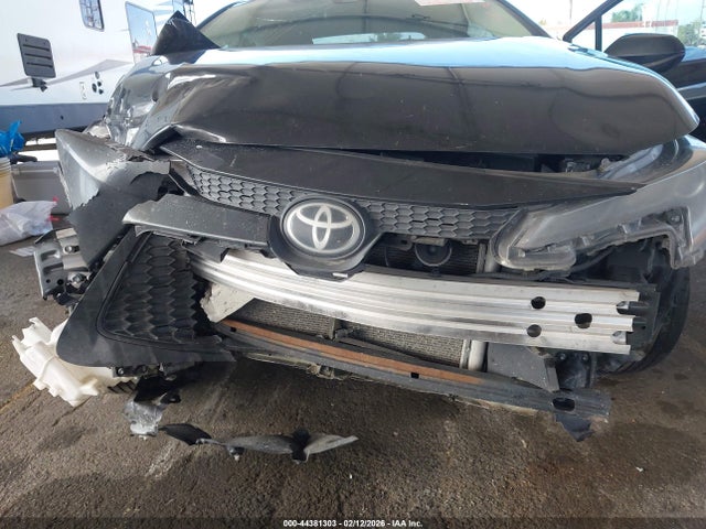 5YFEPMAE3MP237967 Toyota COROLLA LE