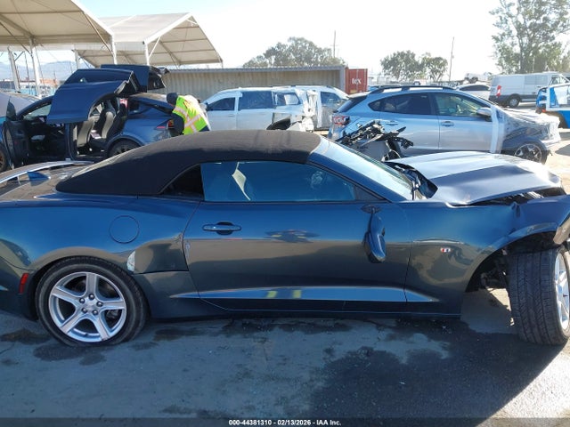 1G1FB3DS5P0128738 Chevrolet Camaro Rwd 1lt