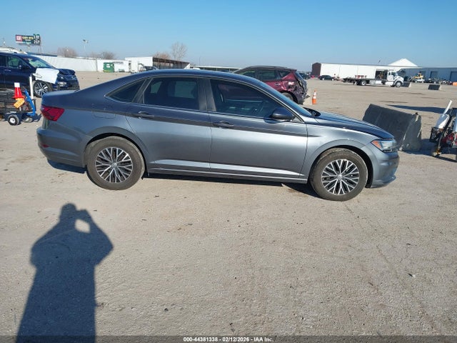 44381338 :رقم المزاد ، 3VWC57BU9MM027768 vin ، 2021 Volkswagen Jetta 1.4t R-line/1.4t S/1.4t Se مزاد بيع