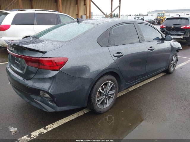 3KPF24AD9NE446627 KIA Forte Lxs