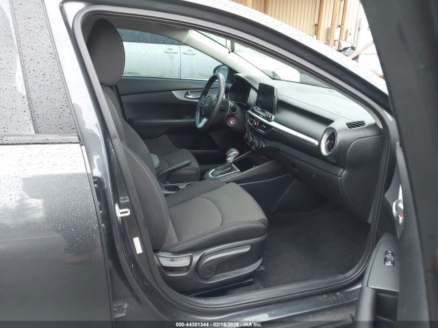 3KPF24AD9NE446627 KIA Forte Lxs