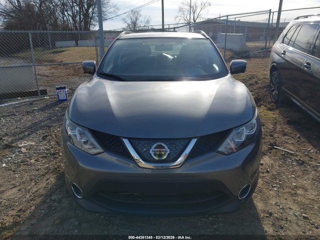 JN1BJ1CP2JW152917 Nissan Rogue Sport Sv