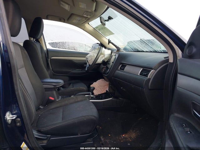 2018 MITSUBISHI OUTLANDER JA4AZ3A3XJZ058628 Photo 4