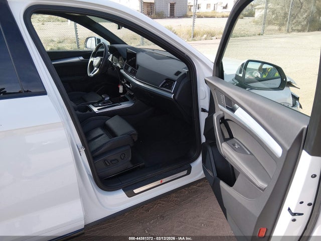 WA1EAAFY3R2147155 Audi Q5 Premium Plus 45 Tfsi S Line Quattro