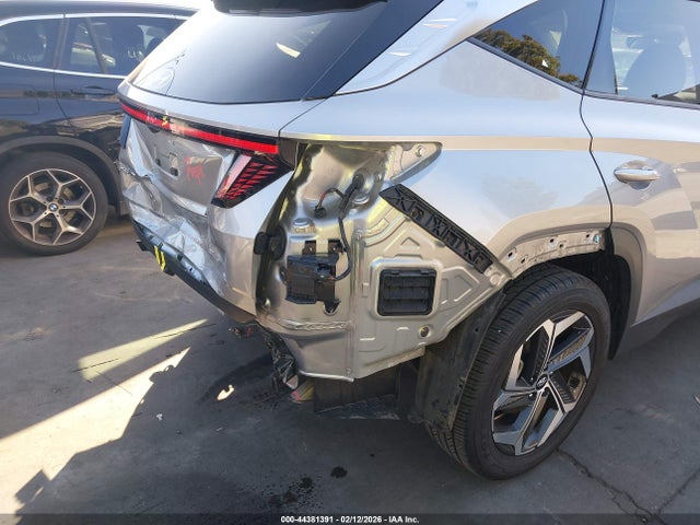 5NMJE3AE1NH104960 Hyundai Tucson Limited