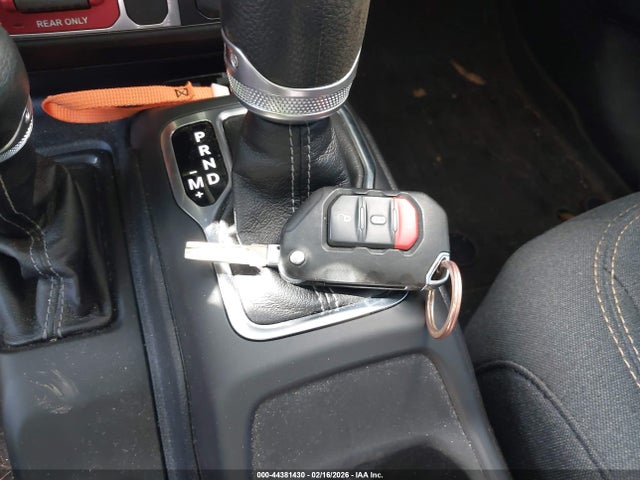 2024 JEEP WRANGLER 1C4PJXDN1RW153538 Photo 10