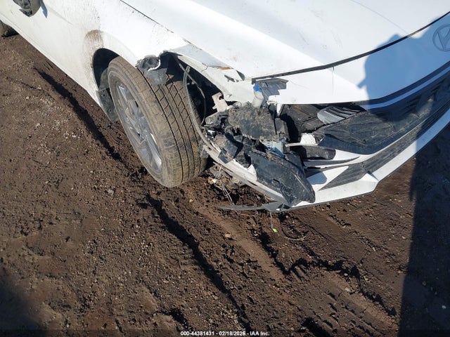 Продаж на аукціоні авто 2024 Hyundai Elantra Sel, vin: KMHLM4DG9RU712718, номер лоту: 44381431