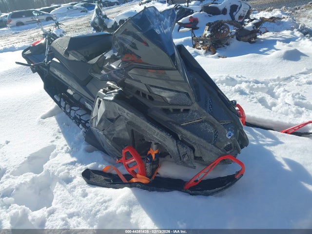 Polaris 650 Indy Vr1 2025 SN1TKL6R4SC642251 main image