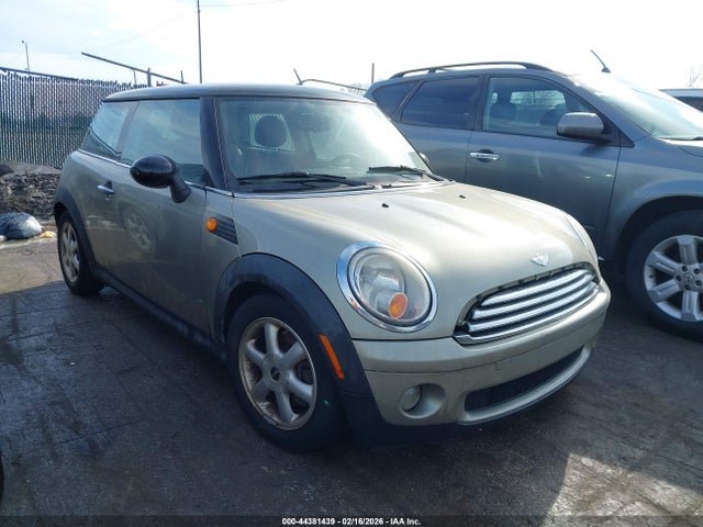2007 MINI COOPER WMWMF33597TT57370