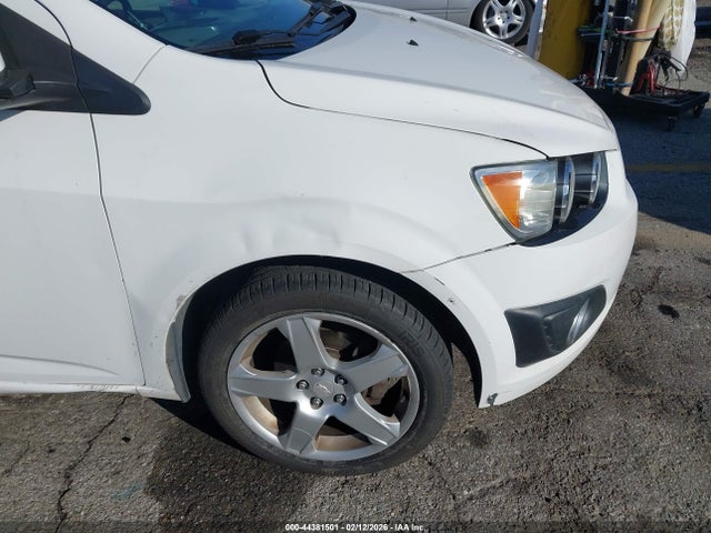1G1JE5SB0G4141583 Chevrolet Sonic Ltz Auto