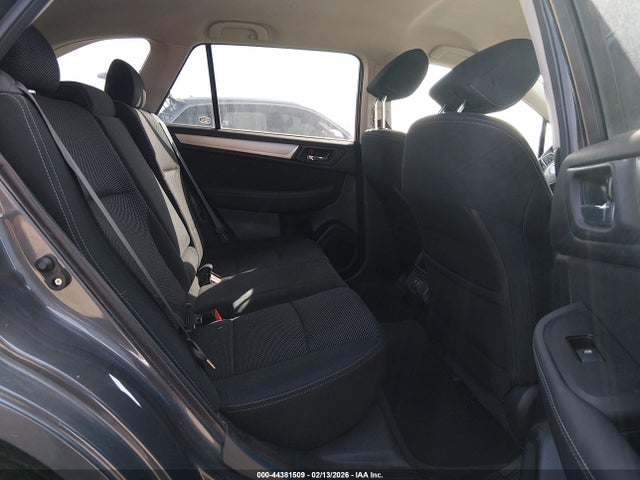 Auction sale of the 2019 Subaru Outback 2.5i Premium, vin: 4S4BSAFC1K3371823, lot number: 44381509