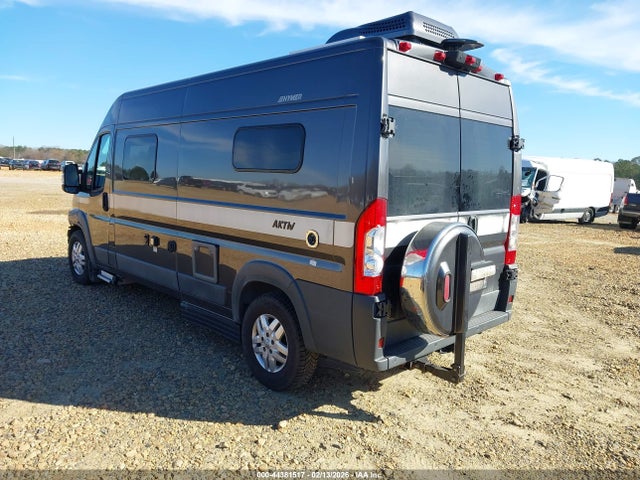 2018 RAM PROMASTER 2500 3C6TRVDG3HE505659 Photo 2
