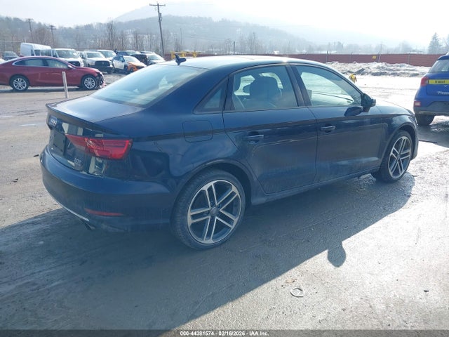 2017 AUDI A3 WAUB8GFFXH1012956 Photo 3