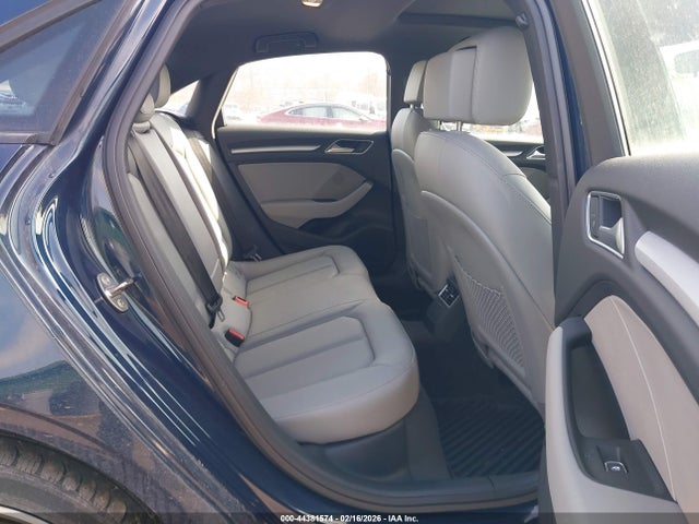 2017 AUDI A3 WAUB8GFFXH1012956 Photo 7