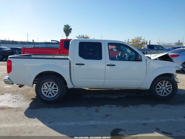 1N6AD0ER0JN743548 Nissan Frontier Sv
