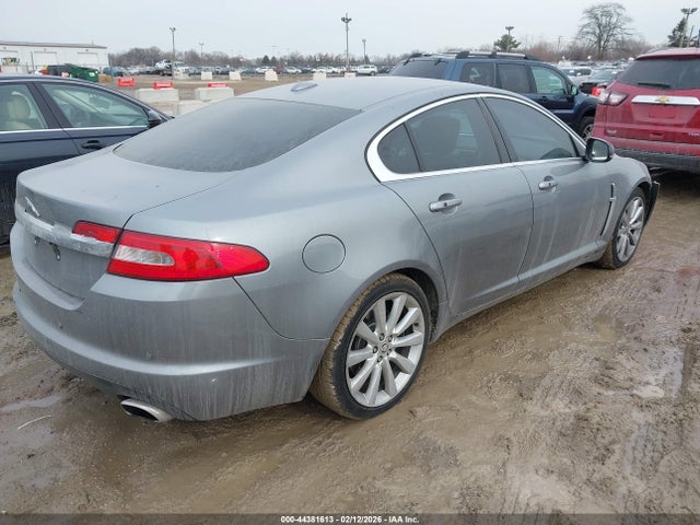 2011 JAGUAR XF SAJWA0GB5BLR88457 Photo 3