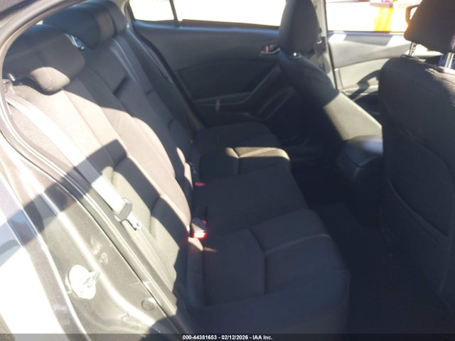 3MZBN1U77JM159648 Mazda Mazda3 Sport