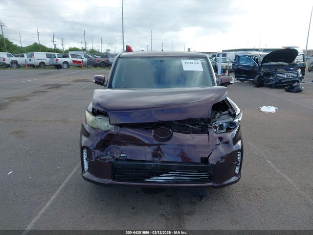 Scion Xb 686 Parklan Edition 2015 JTLZE4FE7FJ078480 Image 12