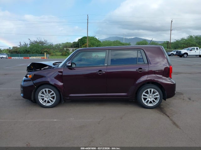 Scion Xb 686 Parklan Edition 2015 JTLZE4FE7FJ078480 Image 14