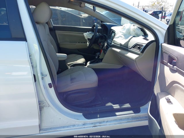5NPD84LFXHH115236 Hyundai ELANTRA SE