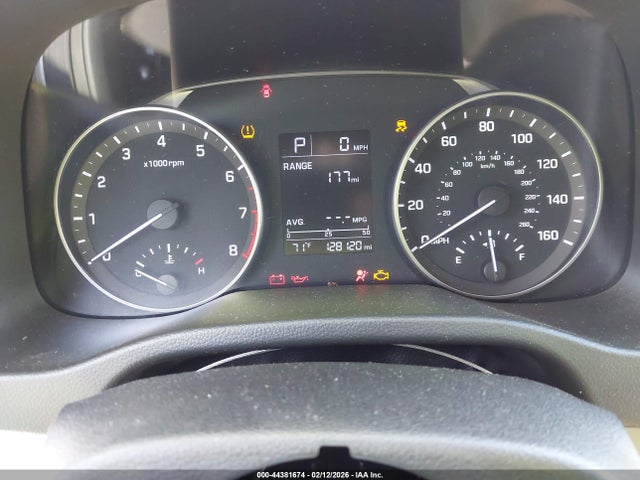 5NPD84LFXHH115236 Hyundai ELANTRA SE
