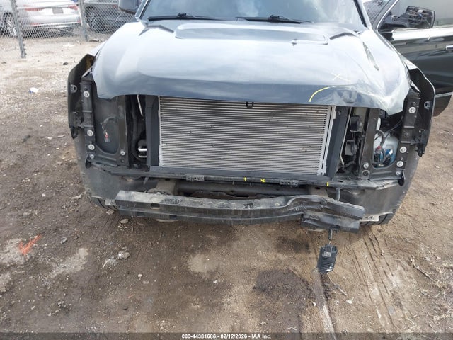 1GKS2HKJ4GR478682 GMC YUKON XL DENALI