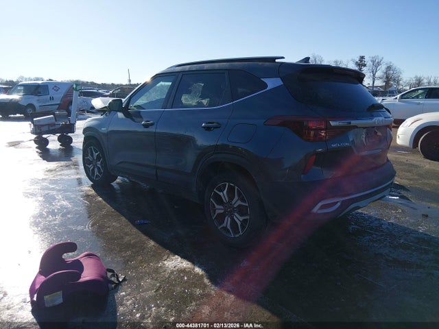 44381701 :رقم المزاد ، KNDERCAA2N7297212 vin ، 2022 Kia Seltos Ex مزاد بيع