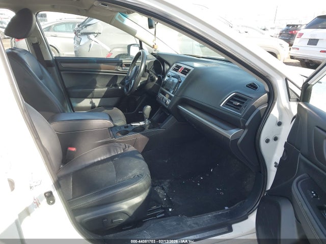 Aukcja sprzedaży 2015 Subaru Legacy 2.5i Limited, vin: 4S3BNAL69F3008752, numer aukcji: 44381703