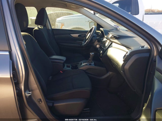 JN1BJ1AV6MW568183 Nissan Rogue Sport S Fwd Xtronic Cvt