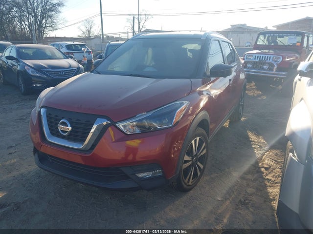 3N1CP5CU8JL530910 Nissan KICKS SR