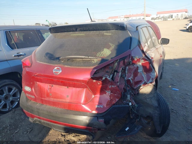 3N1CP5CU8JL530910 Nissan KICKS SR