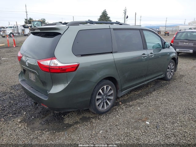 5TDDZ3DC9JS197942 Toyota Sienna Xle 7 Passenger