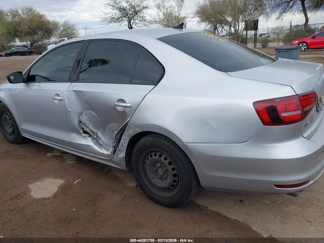 3VW267AJ4GM280615 Volkswagen Jetta 1.4t S