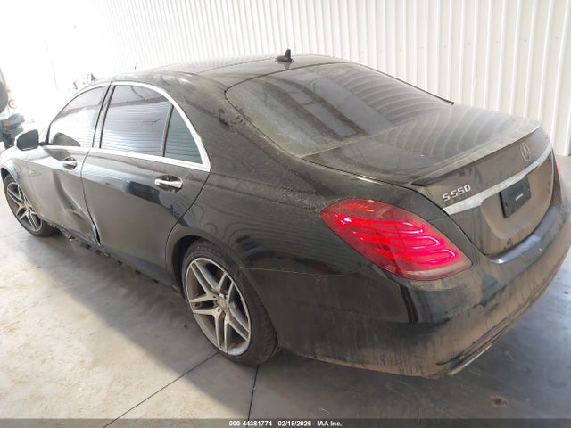 2016 MERCEDES-BENZ S 550 WDDUG8FB4GA242773 Photo 2