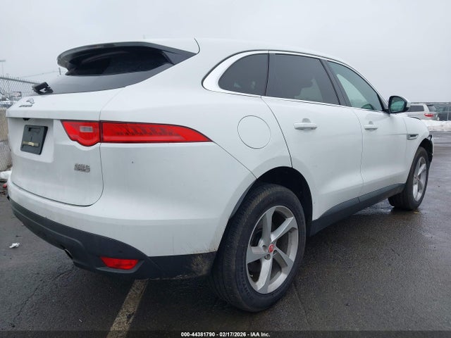 2019 JAGUAR F-PACE SADCJ2FXXKA356449 Photo 3