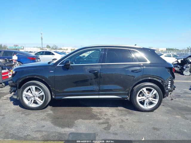 Продаж на аукціоні авто 2024 Audi Q3 Premium 45 Tfsi S Line Quattro Tiptronic, vin: WA1DECF39R1130463, номер лоту: 44381811