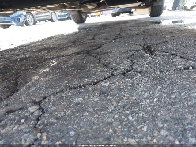 2GNAXJEV7N6122001 Chevrolet Equinox Fwd 2fl
