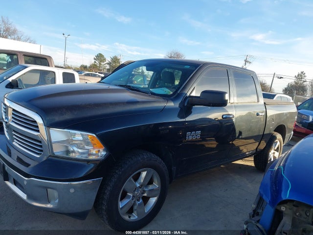 44381857 :رقم المزاد ، 1C6RR7LG1GS410083 vin ، 2016 Ram 1500 Big Horn مزاد بيع