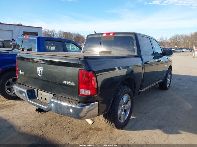 44381857 :رقم المزاد ، 1C6RR7LG1GS410083 vin ، 2016 Ram 1500 Big Horn مزاد بيع